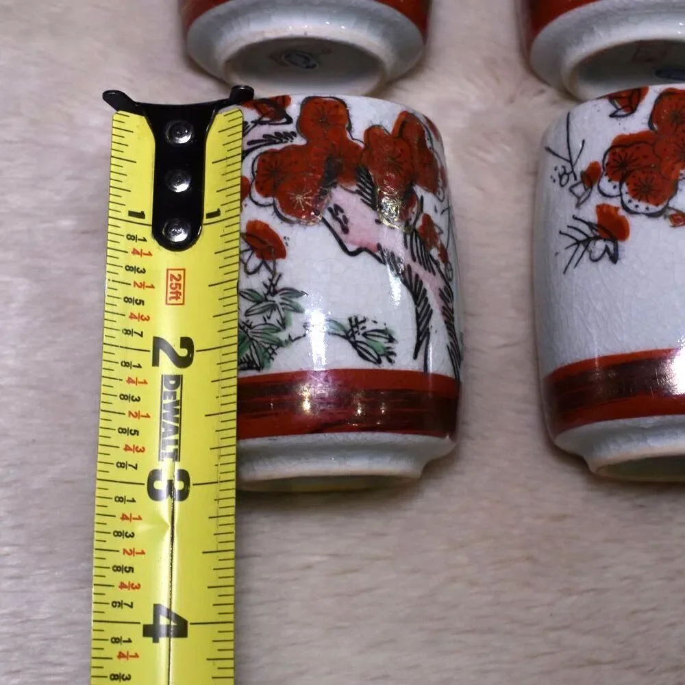Vintage Kutani Style Hand Painted Asian Tea Cups Sake Set of 4 Japan